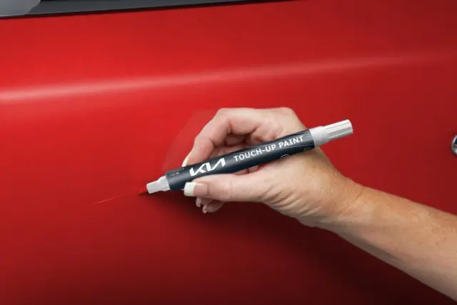 Kia Touch Up Paint Pen - Flair red C7R - 2022-2027 Carnival - 000KCPENC7R
