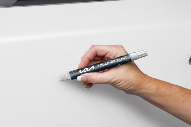 Kia Touch Up Paint Pen - Glacier White Pearl Gwp 000KCPENGWP