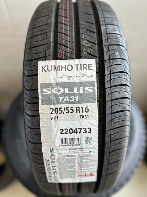 Kumho Solus TA31 Tire 2166333