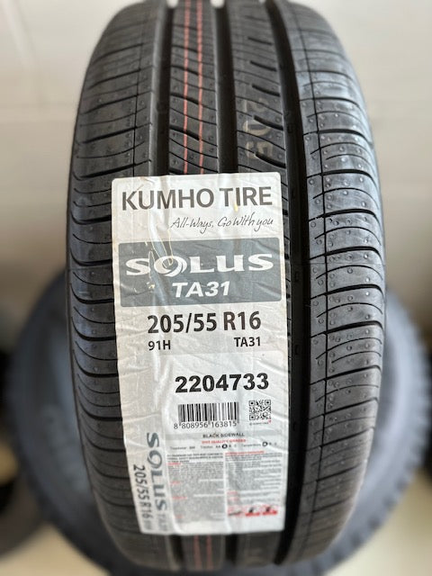 Kumho Solus TA31 Tire  2166333